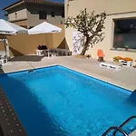 Affittacamere L'esplai 2*