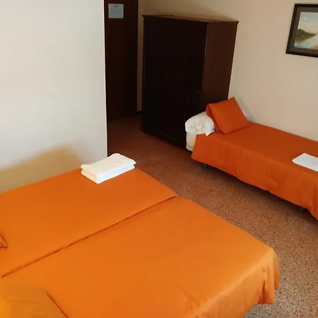 L'esplai 2* L' Escala